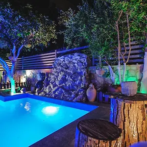 Boutique Ahmeti Bed and breakfast
